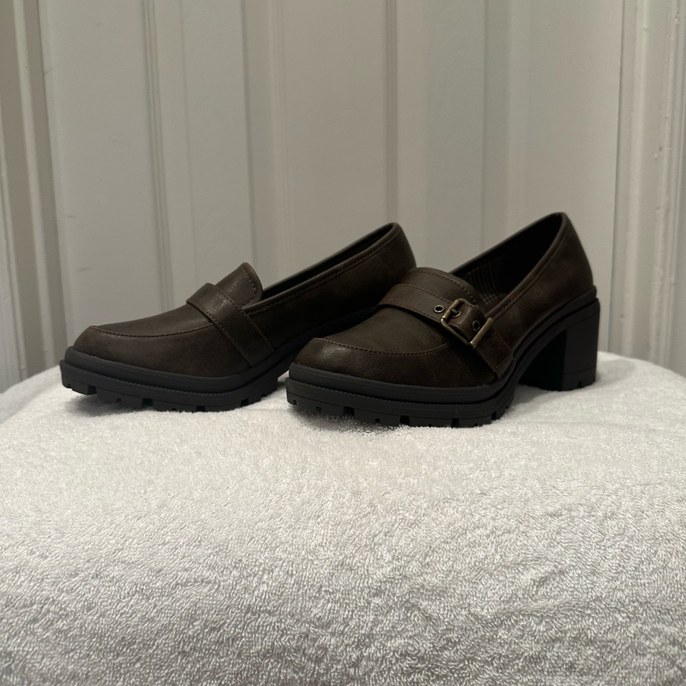 Jellypop Women's Chunky Heel Loafer Mules in Dark Brown